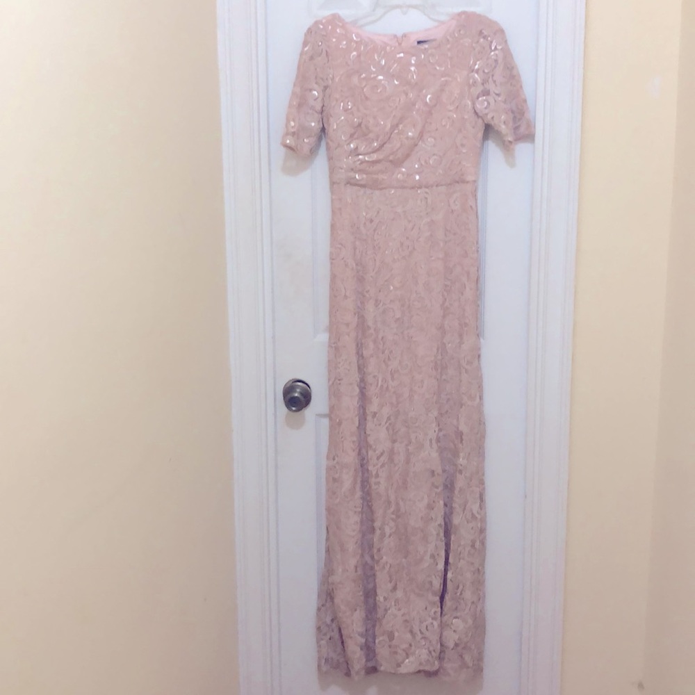 Adrianna Papell Light pink gown